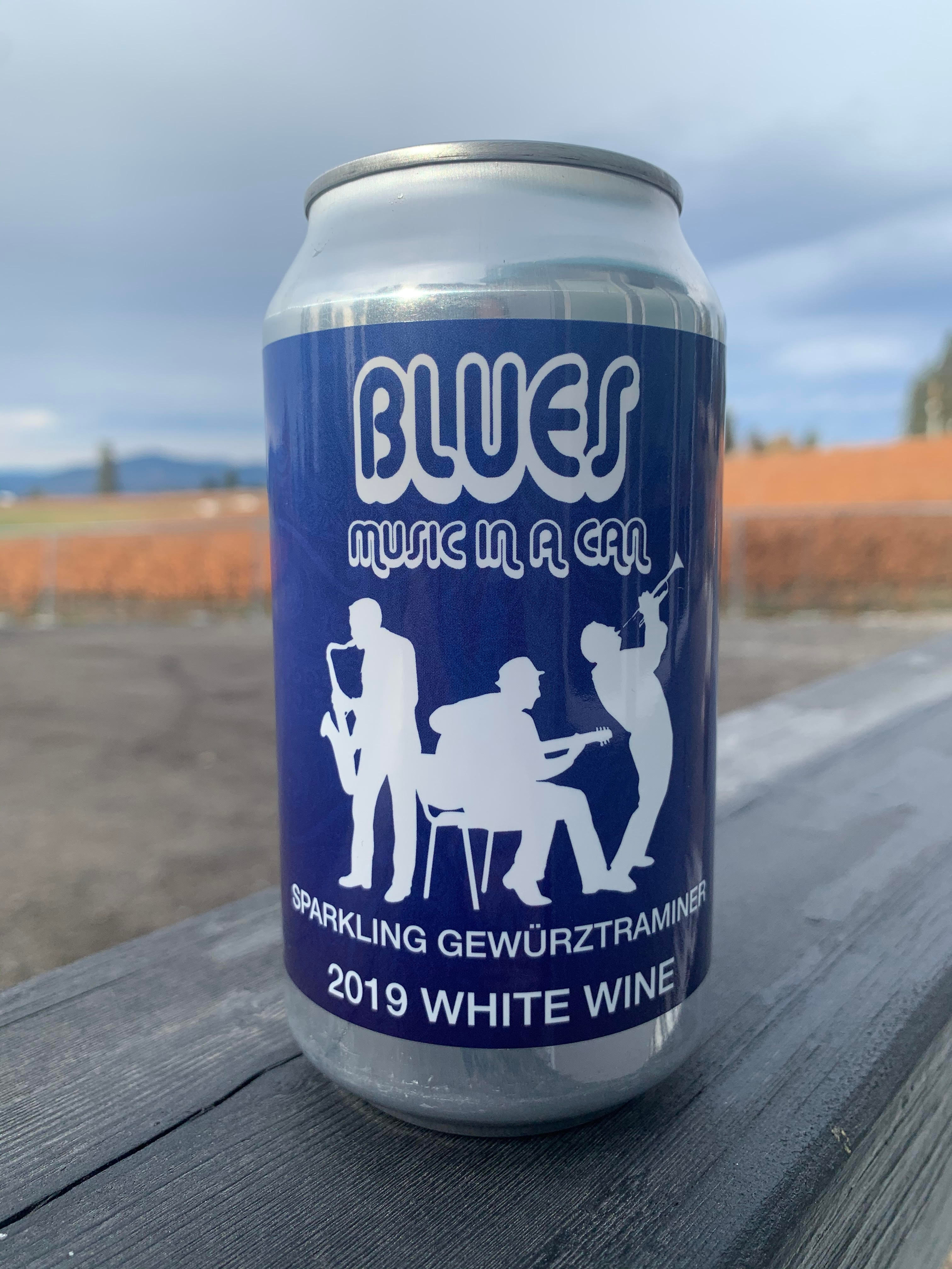 A Six pack of 2021 Roadhouse Blues Tunes for a Thursday